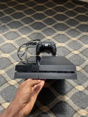 Ps4 Standard With Games ( Jailbreak)