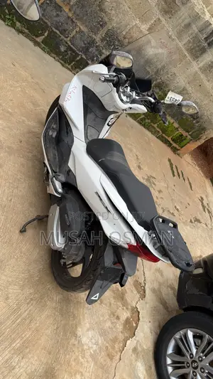 Honda 2018 White