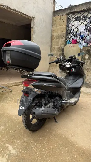 Honda 2015 Black