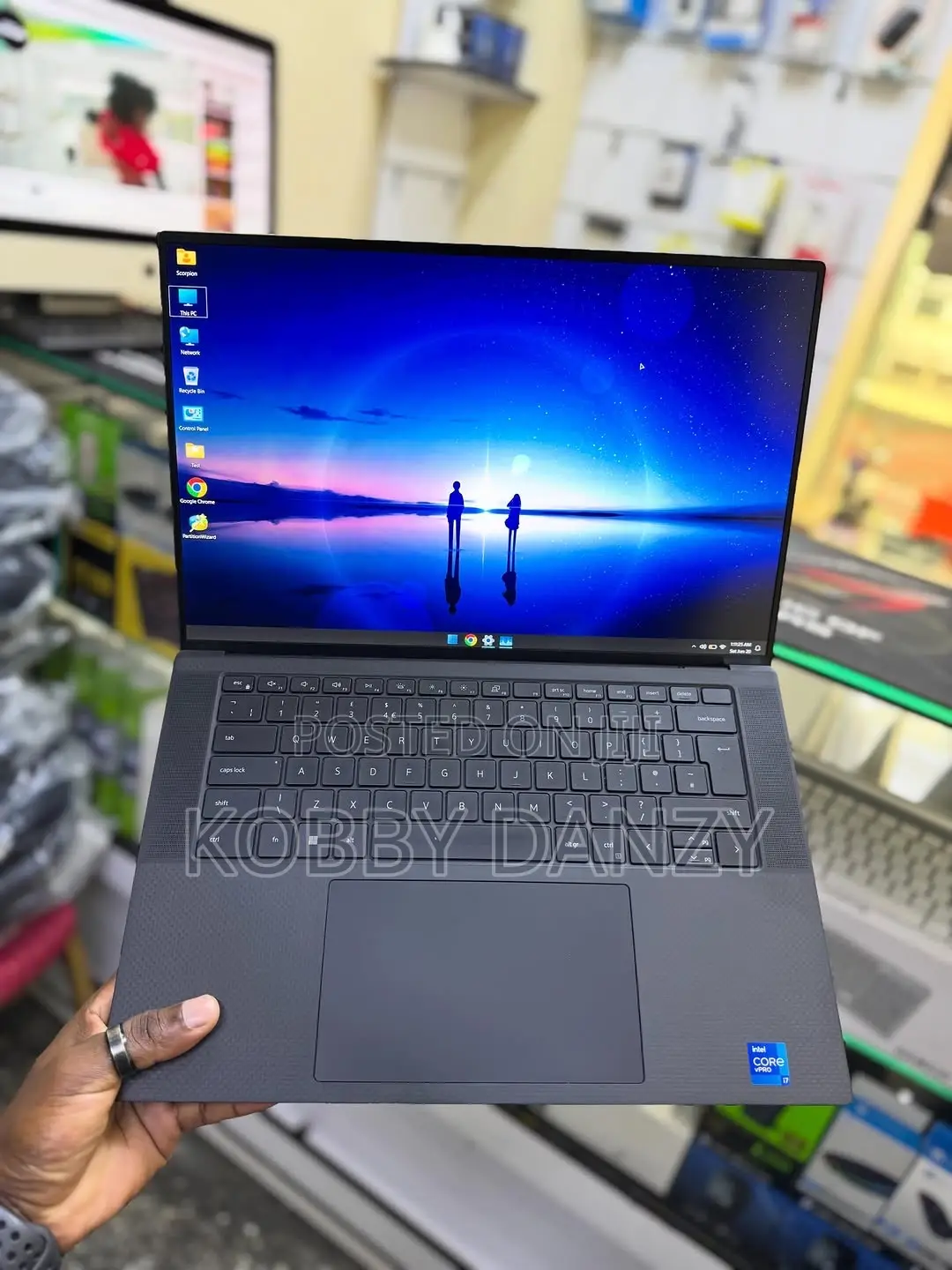 Laptop Dell Precision 5560 16GB Intel Core i7 SSD 512GB