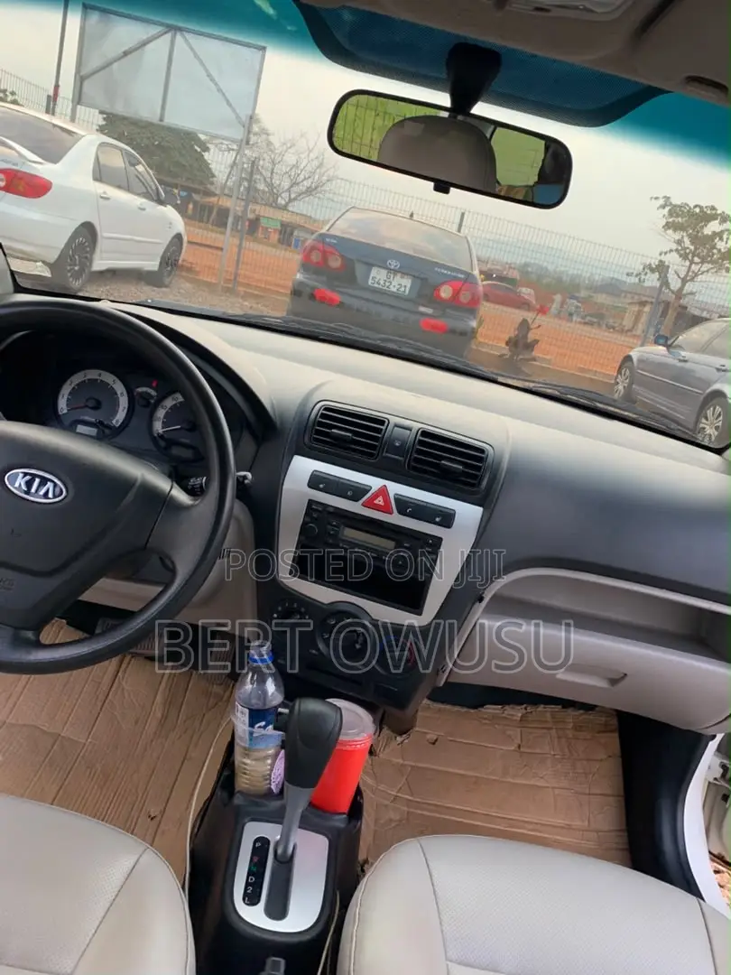 Kia Morning 2010 White