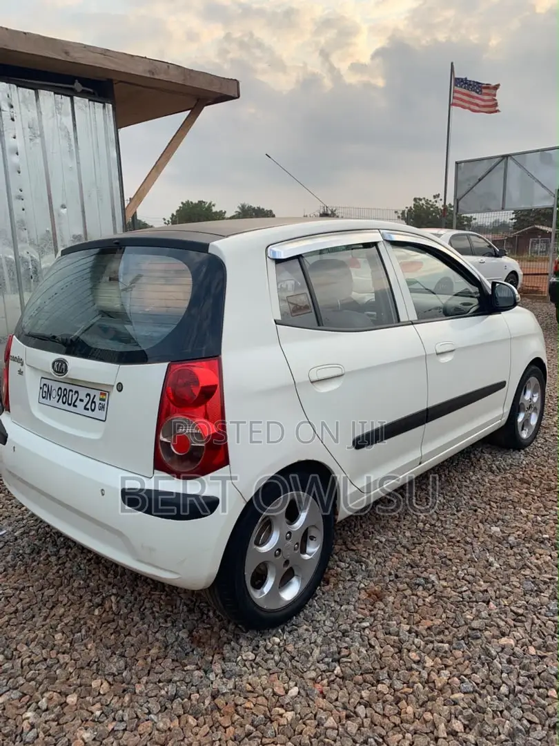 Kia Morning 2010 White