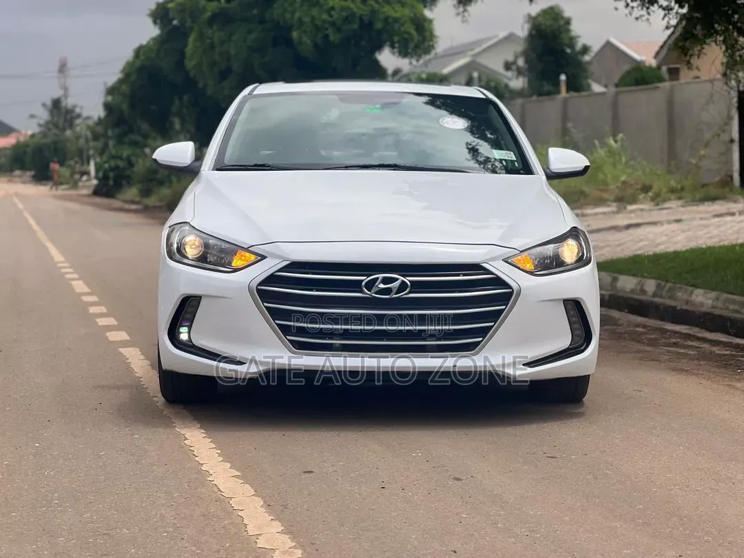 Hyundai Elantra 2018 White