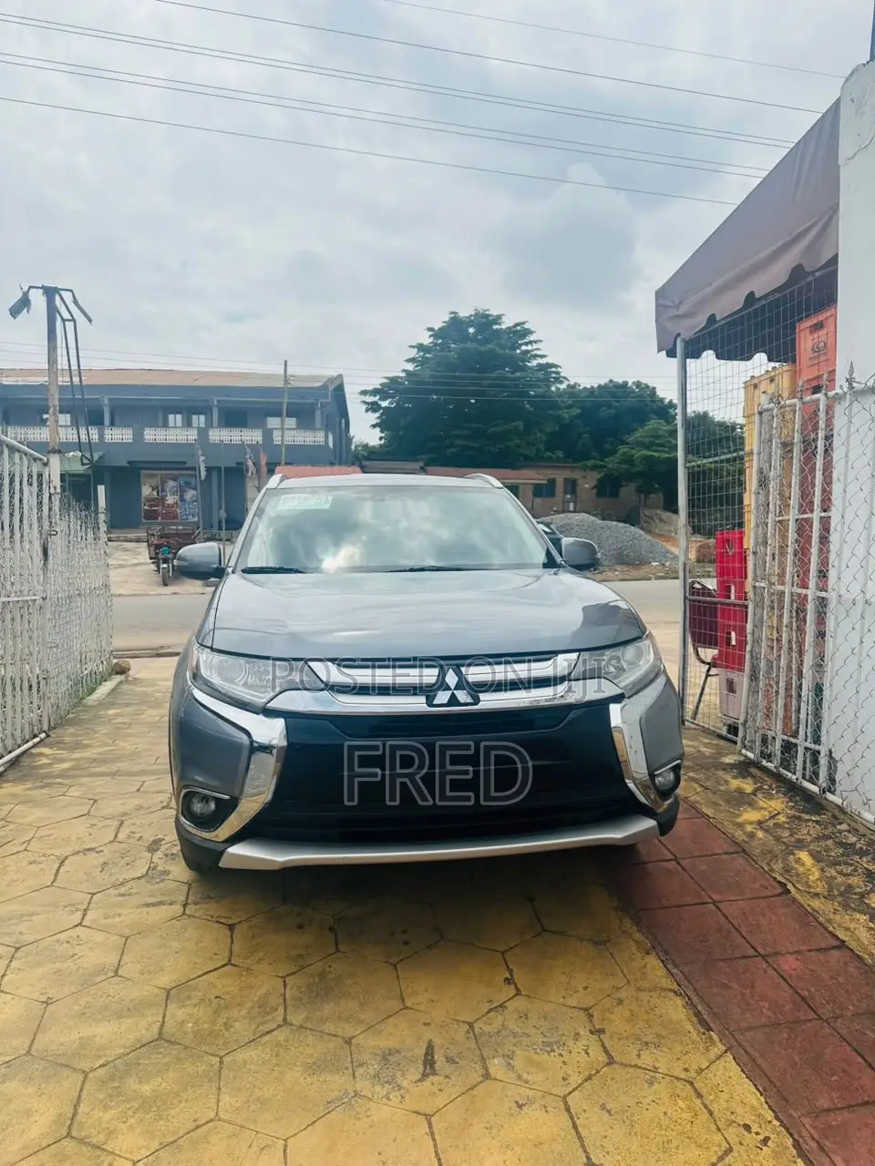 Mitsubishi Outlander SEL FWD 2018 Gray