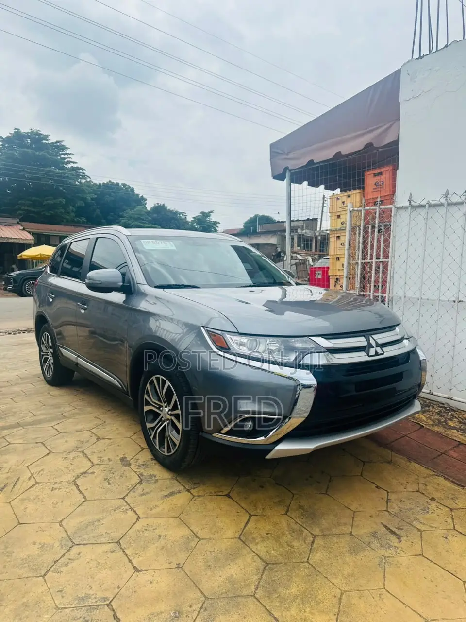 Mitsubishi Outlander SEL FWD 2018 Gray