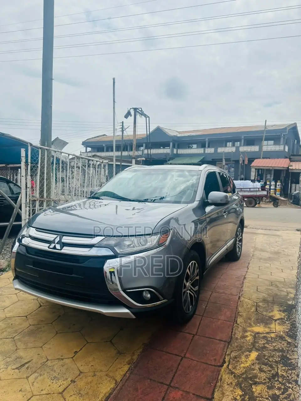 Mitsubishi Outlander SEL FWD 2018 Gray