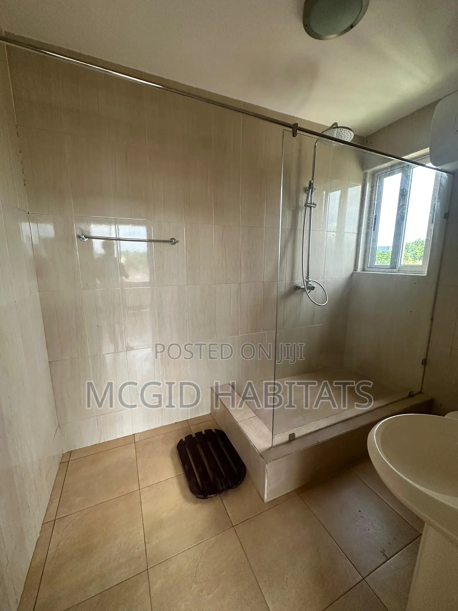 Furnished 3bdrm Apartment in Osu for rent