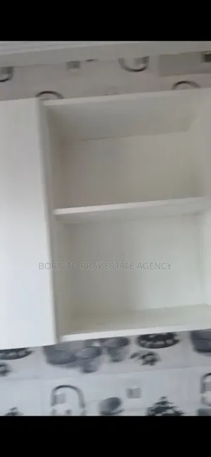 1bdrm Apartment in Born To Pray Estate, Ejisu-Juaben Municipal for rent