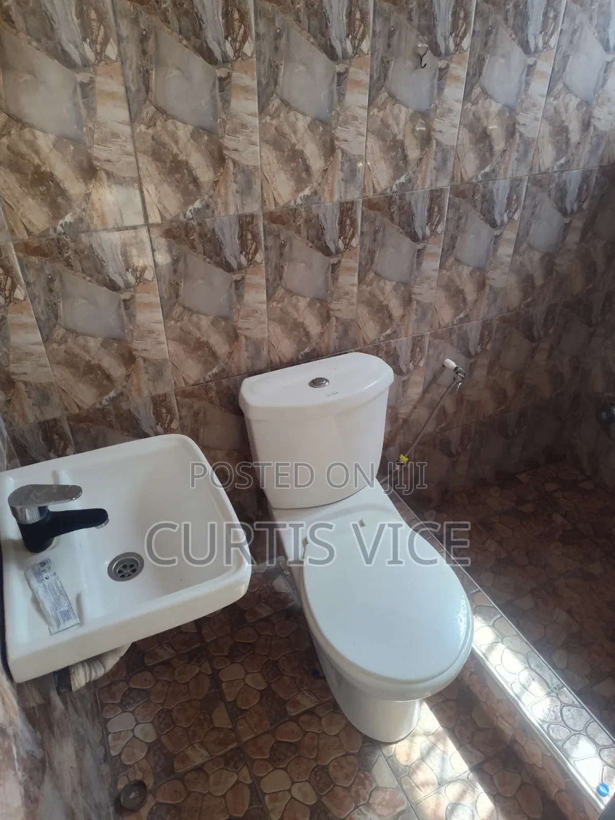 2bdrm Apartment in Curtis'S Estate, New Gbawe for rent