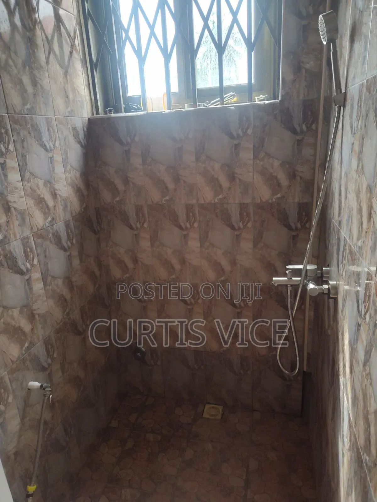 2bdrm Apartment in Curtis'S Estate, New Gbawe for rent