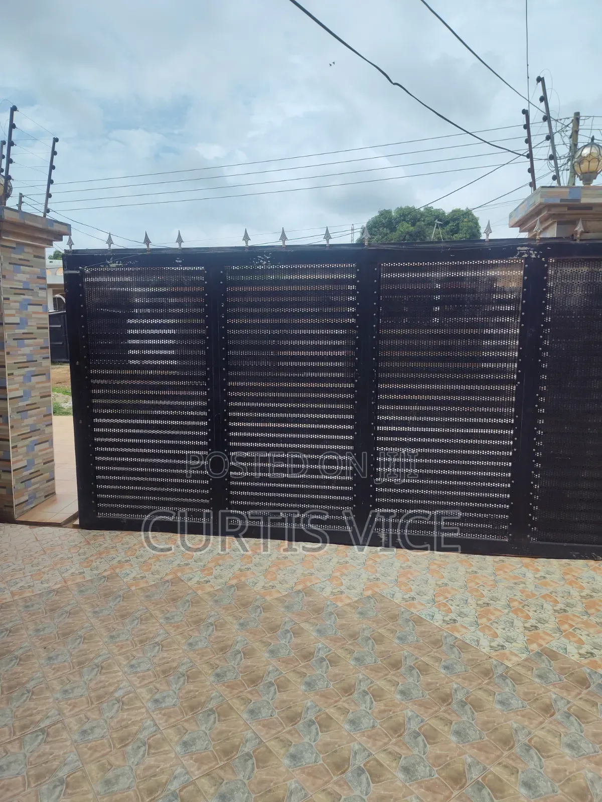 2bdrm Apartment in Curtis'S Estate, New Gbawe for rent