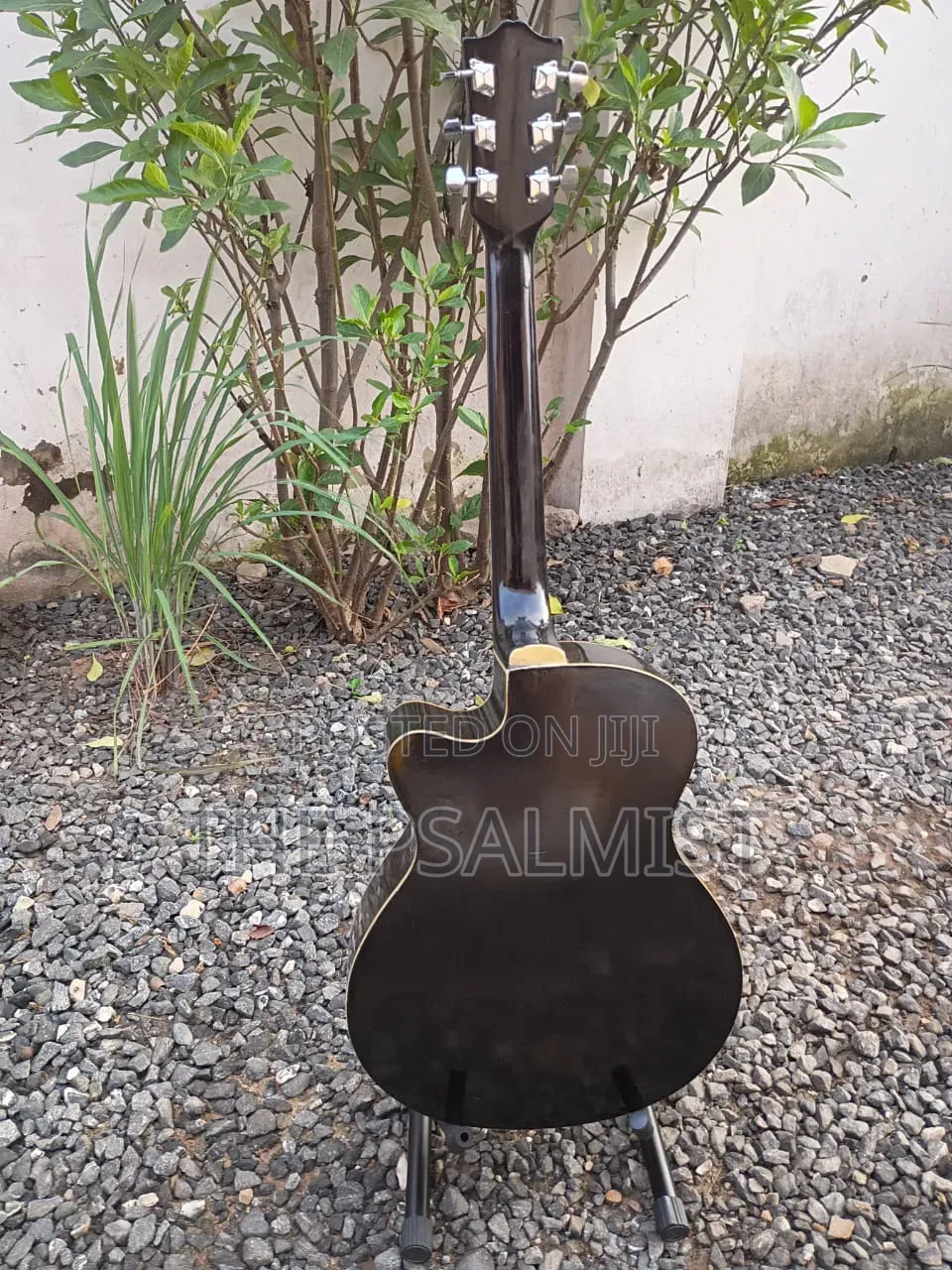 Martin Smith W401e-N Semi Acoustic Guitar