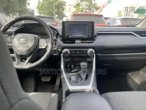 Toyota RAV4 XLE Premium AWD 2020 Black