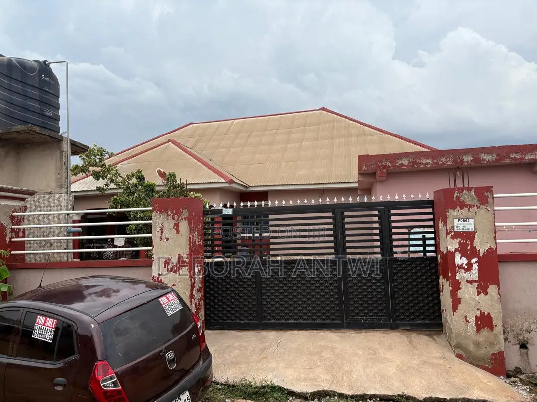 Furnished 6bdrm House in Atwima Nwabiagya for sale