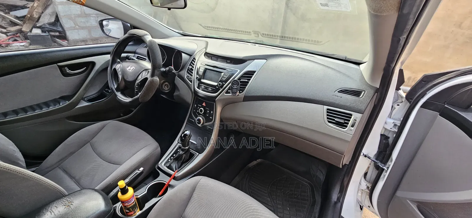 Hyundai Elantra Limited Sedan FWD (1.8L 4cyl 6A) 2016 White
