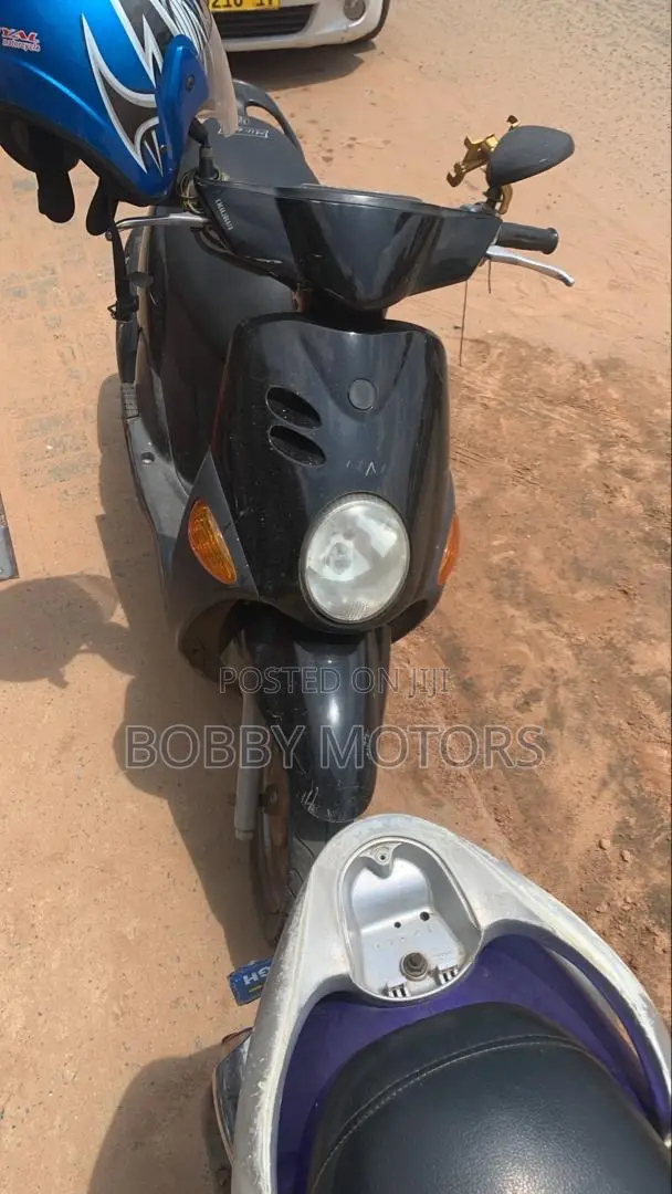 Yamaha 2024 Black