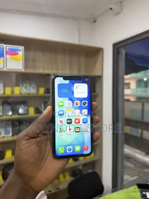 Apple iPhone 11 64 GB Black
