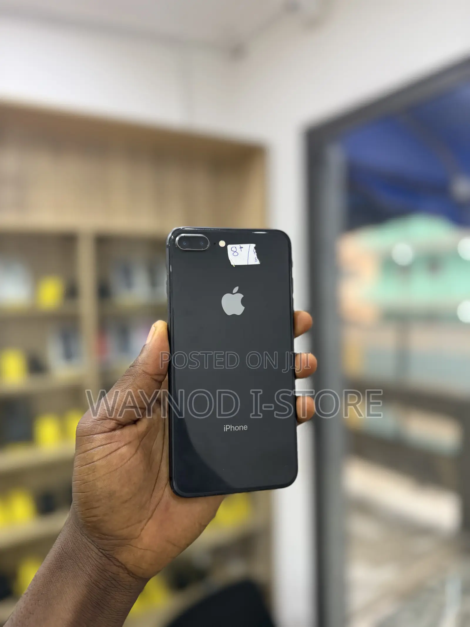 New Apple iPhone 8 Plus 64 GB Black