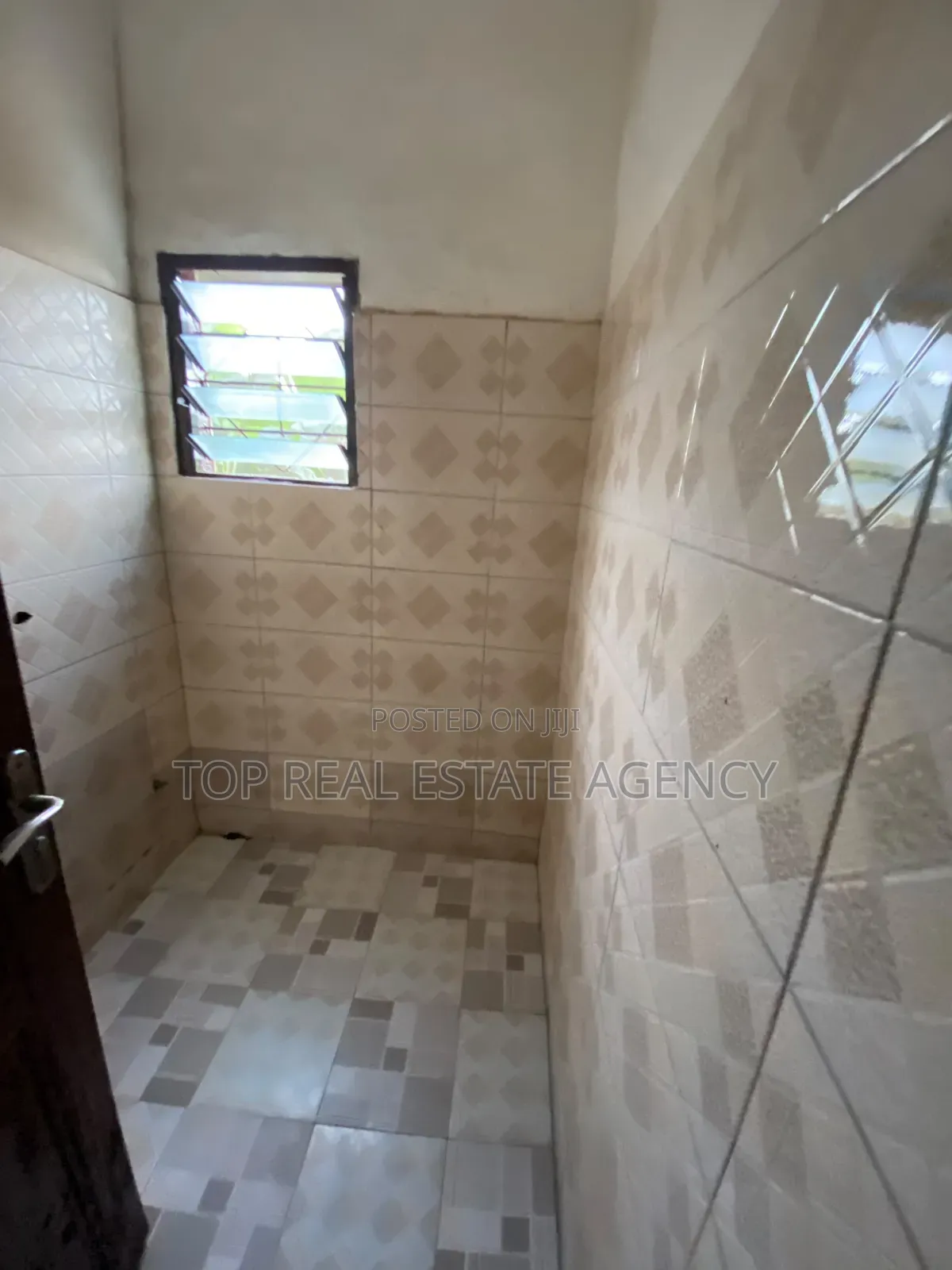 1bdrm Apartment in Odumasi, Pentecost for rent