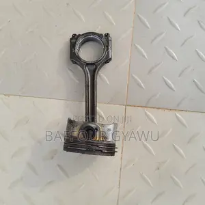 Hyundai Elantra.4l Piston