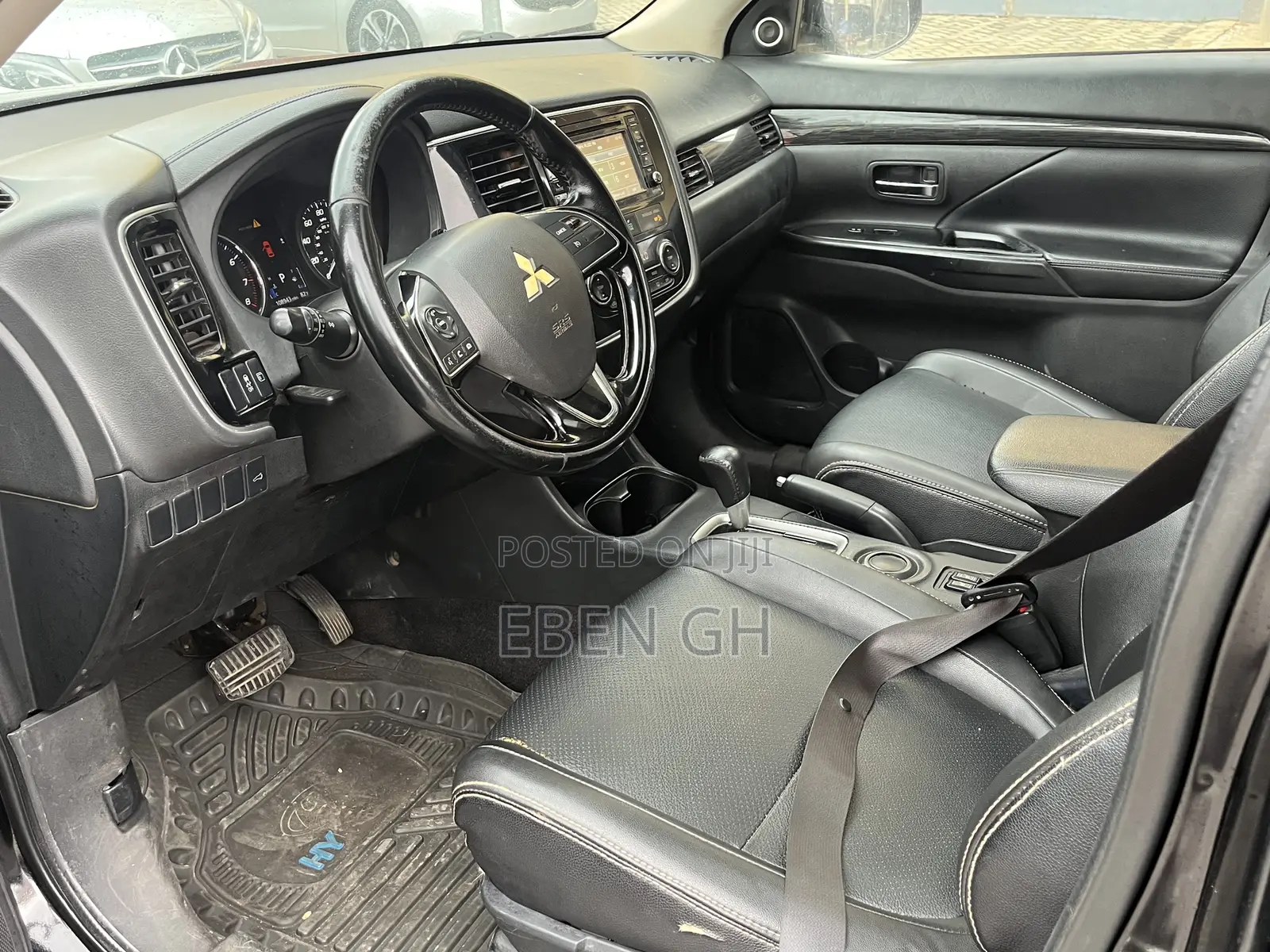 Mitsubishi Outlander SE 4dr SUV AWD (2.4L 4cyl CVT) 2014 Black