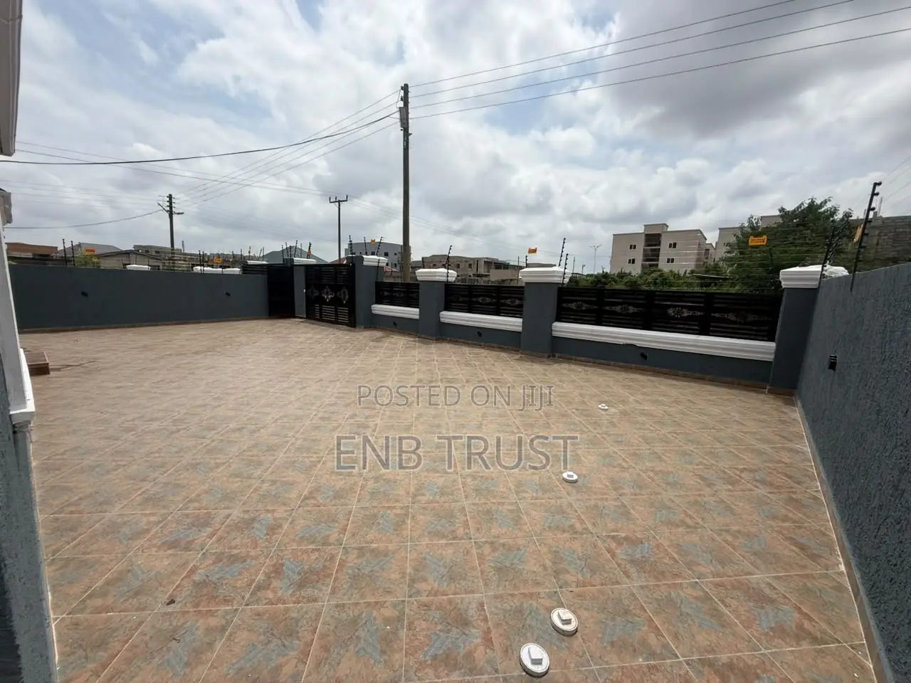 3bdrm House in Odumase, Pokuase for sale