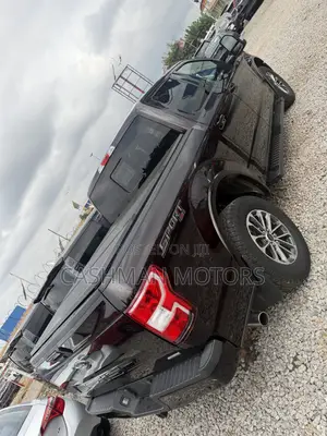 Ford F-150 XLT 4x4 SuperCab Styleside 8 ft. box 163 in. WB 2018 Black