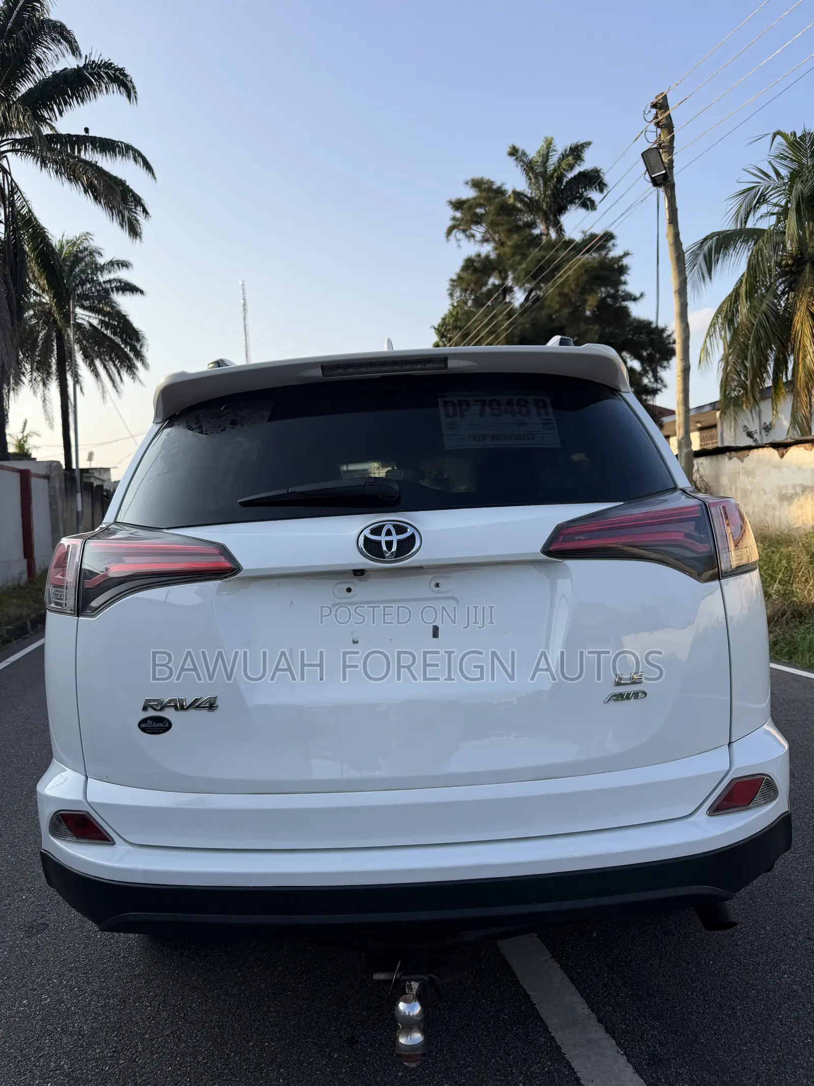 Toyota RAV4 LE 4dr SUV AWD (2.5L 4cyl 6A) 2018 White