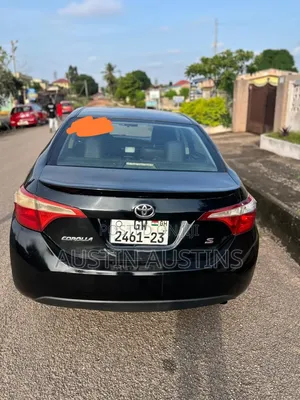 Toyota Corolla 2015 Black