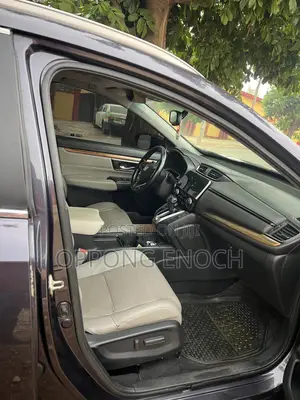 Honda CR-V Touring FWD 2018 Ivory