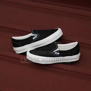 Vans Sneakers