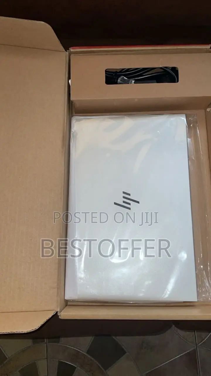 New Laptop HP EliteBook 830 G7 8GB Intel Core i5 SSD 256GB