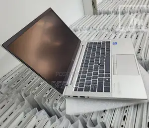 New Laptop HP EliteBook 830 G7 8GB Intel Core i5 SSD 256GB