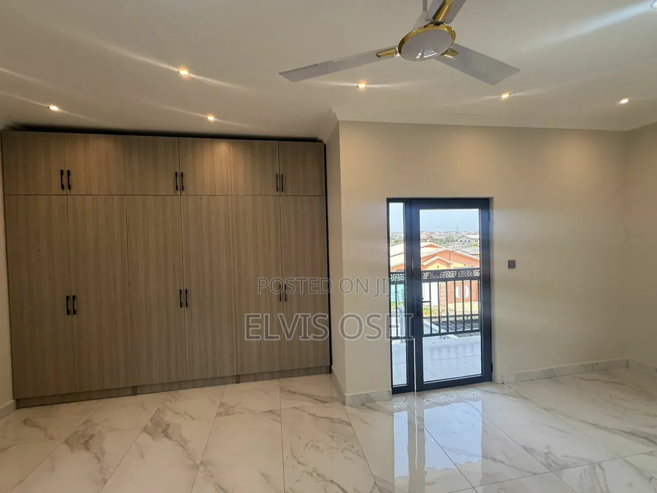 4bdrm House in Top Base Gbawe, Accra Metropolitan for sale