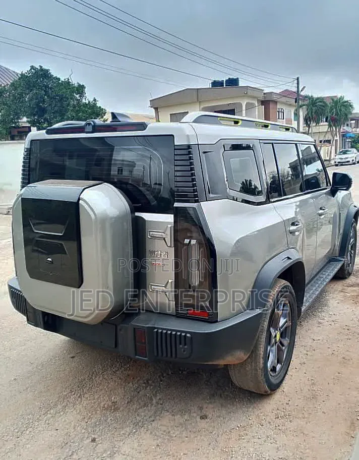 Jetour T2 2024 Gray