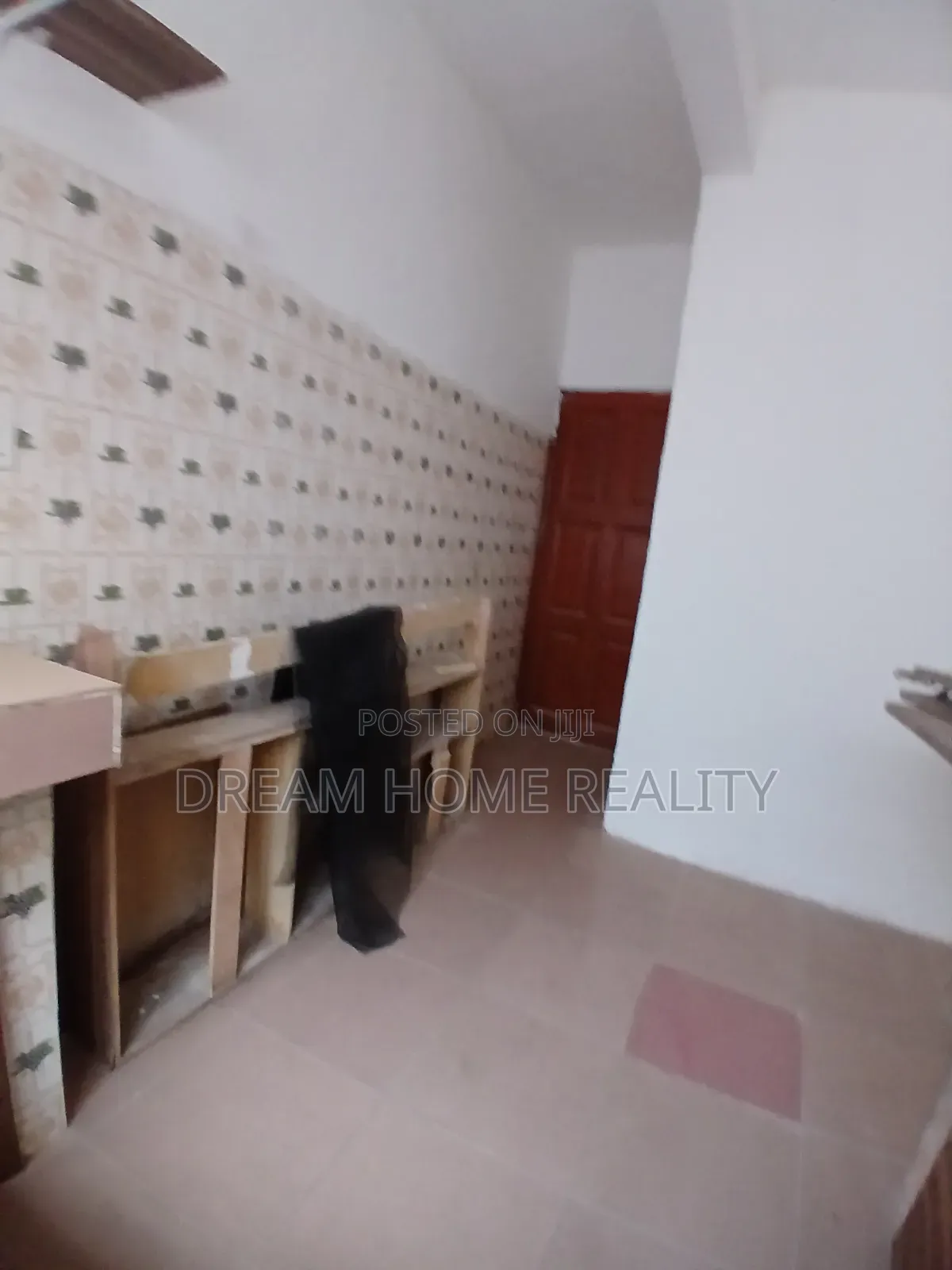 3bdrm Apartment in Omani Guest House 🏠, Pillar 2 for rent