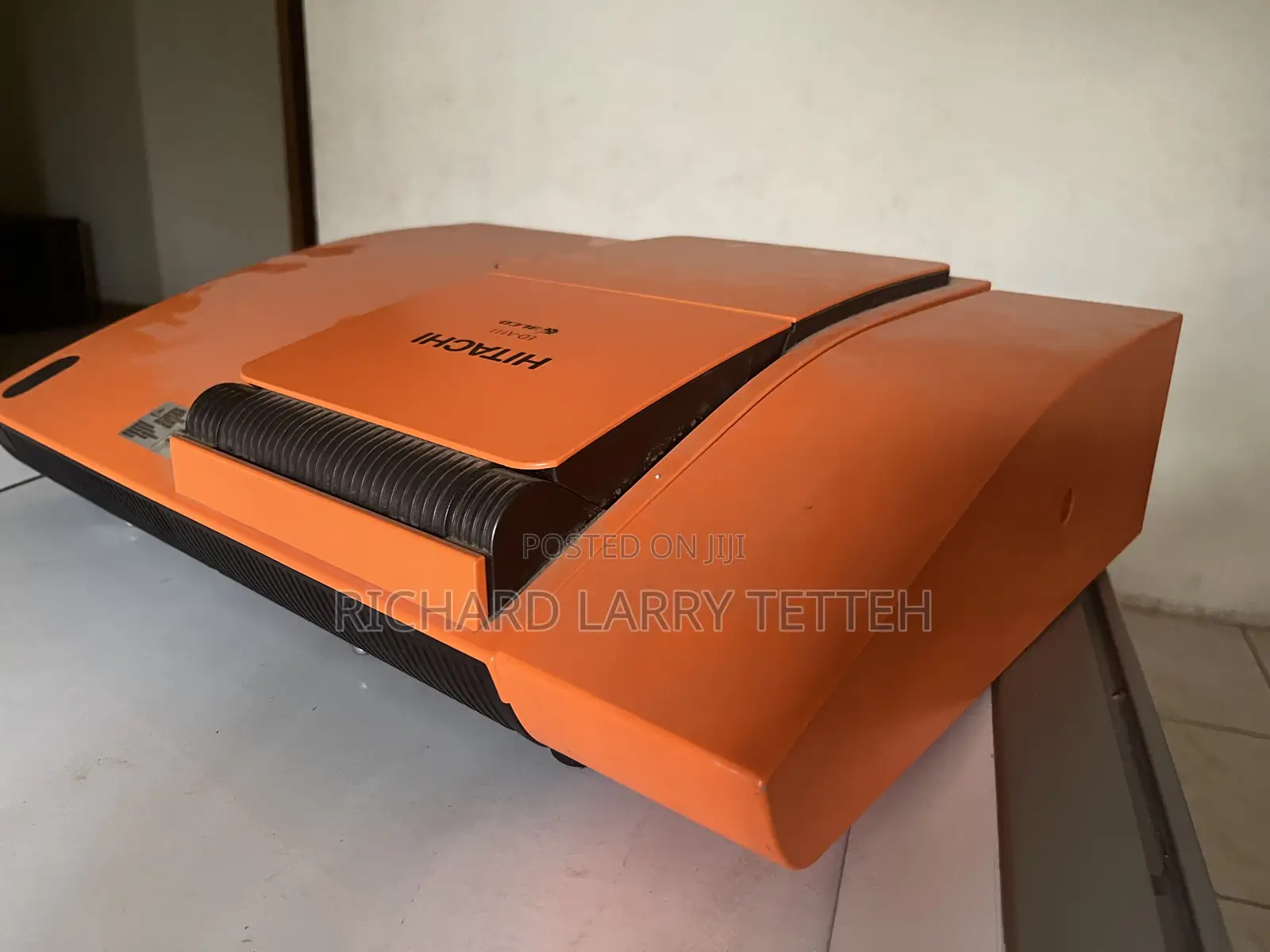 Professional Lecture Hall / Large Screen Projectors