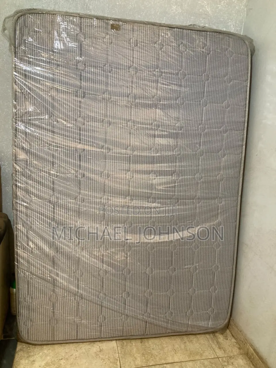 9 Inches HHD Royal Foam With Two Pillows