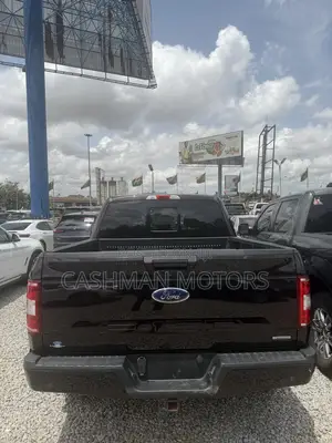 Ford F-150 XLT 4x4 SuperCab Styleside 8 ft. box 163 in. WB 2018 Black