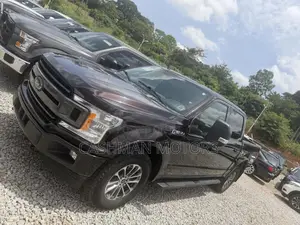 Ford F-150 XLT 4x4 SuperCab Styleside 8 ft. box 163 in. WB 2018 Black