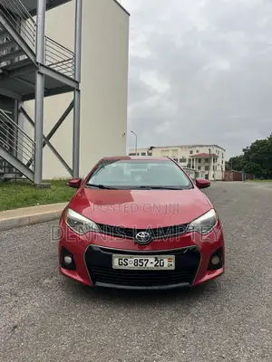 Toyota Corolla 2015 Red