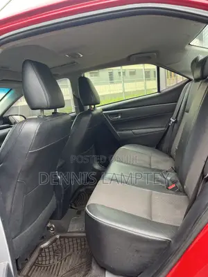 Toyota Corolla 2015 Red