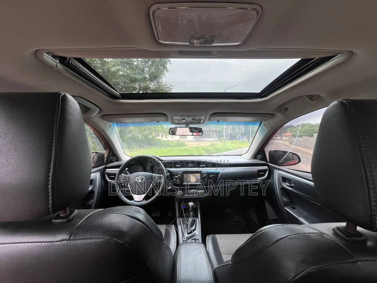 Toyota Corolla 2015 Red