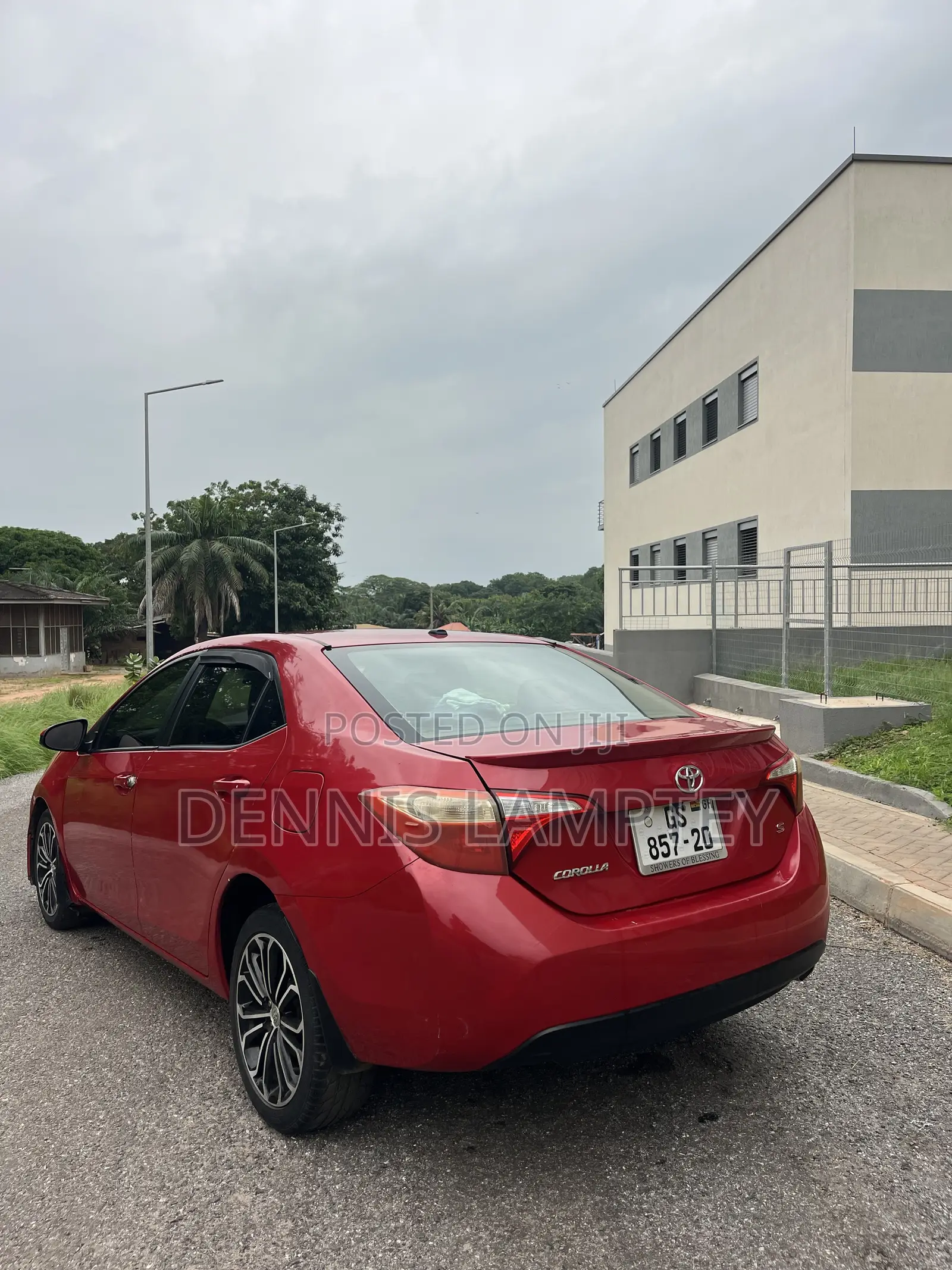 Toyota Corolla 2015 Red