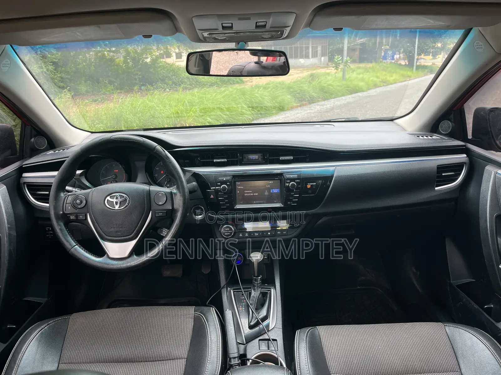 Toyota Corolla 2015 Red