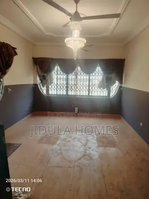 8bdrm Mansion in Adenta Frafraha for rent