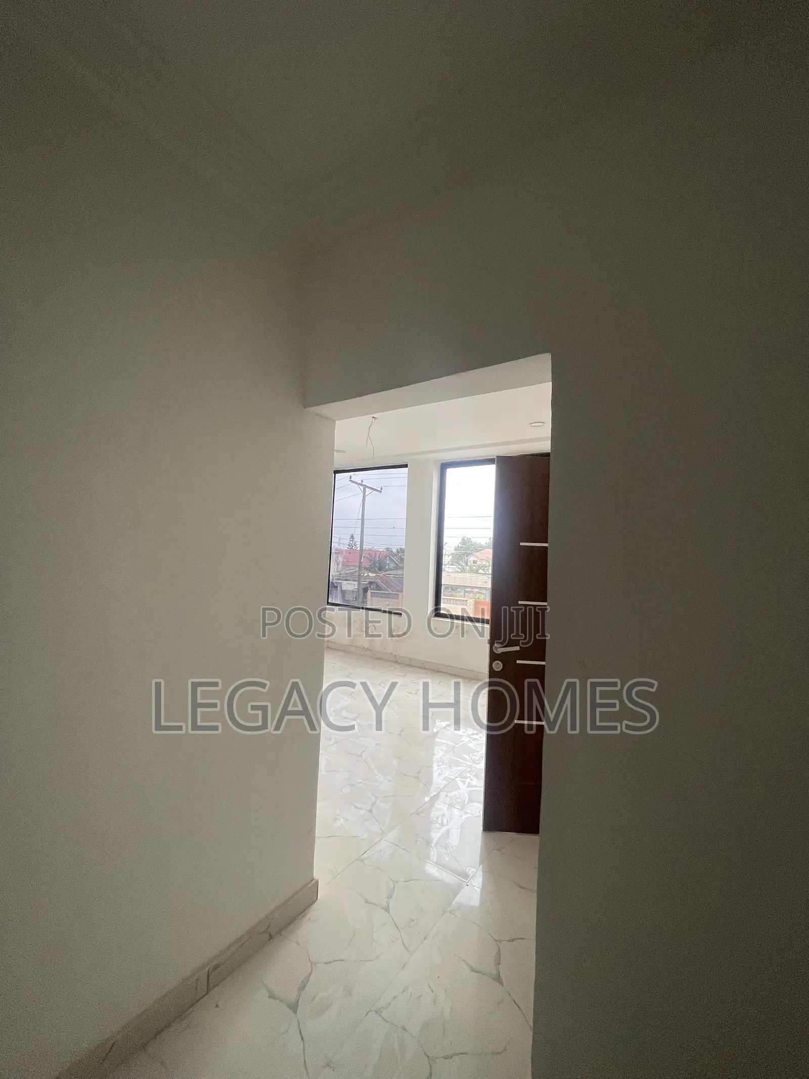 3bdrm Townhouse / Terrace in Haatso, Asore Junction for rent
