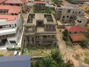 6bdrm Duplex in Adenta Frafraha, Accra Metropolitan for sale