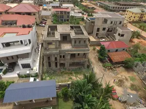 6bdrm Duplex in Adenta Frafraha, Accra Metropolitan for sale