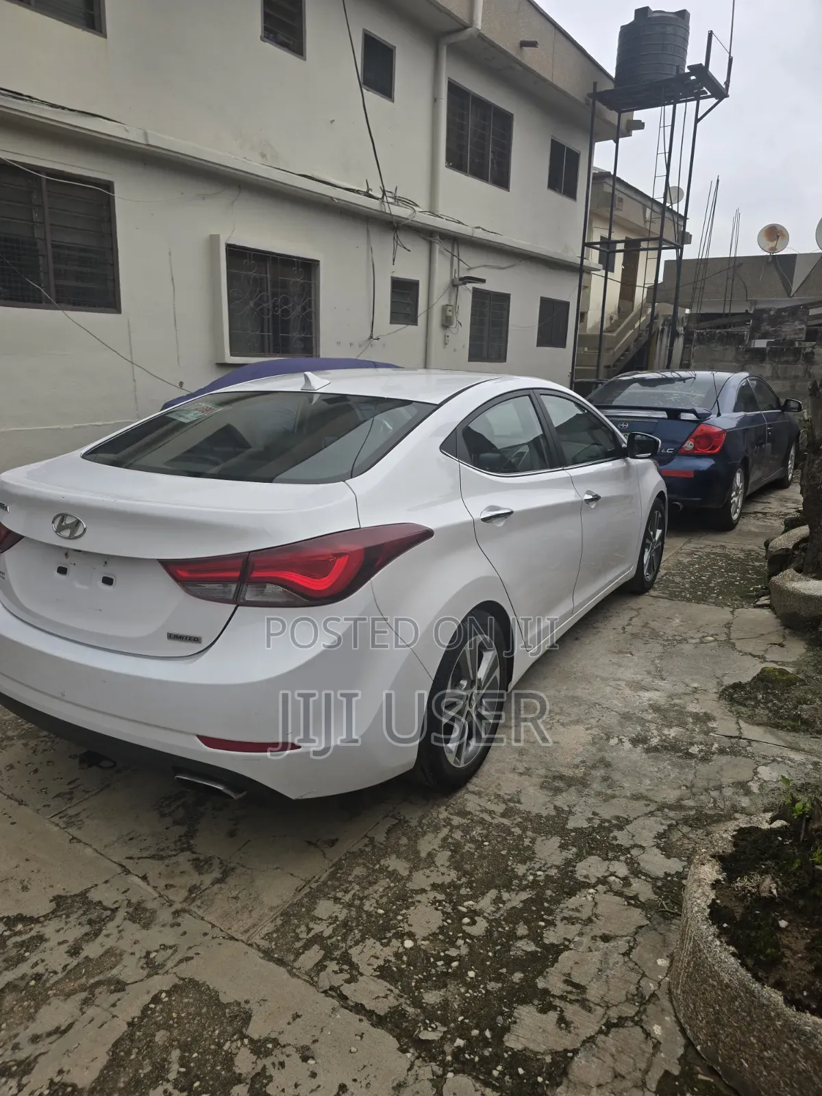 Hyundai Elantra 2016 White